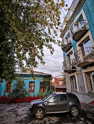 Контрасты старого города