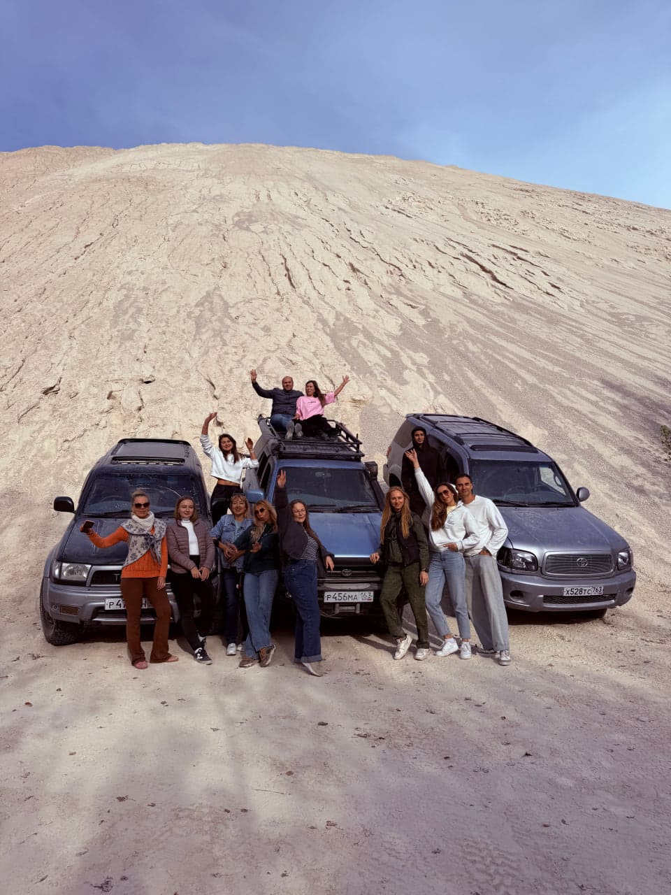 Джип-тур по заснеженным вершинам с застольем